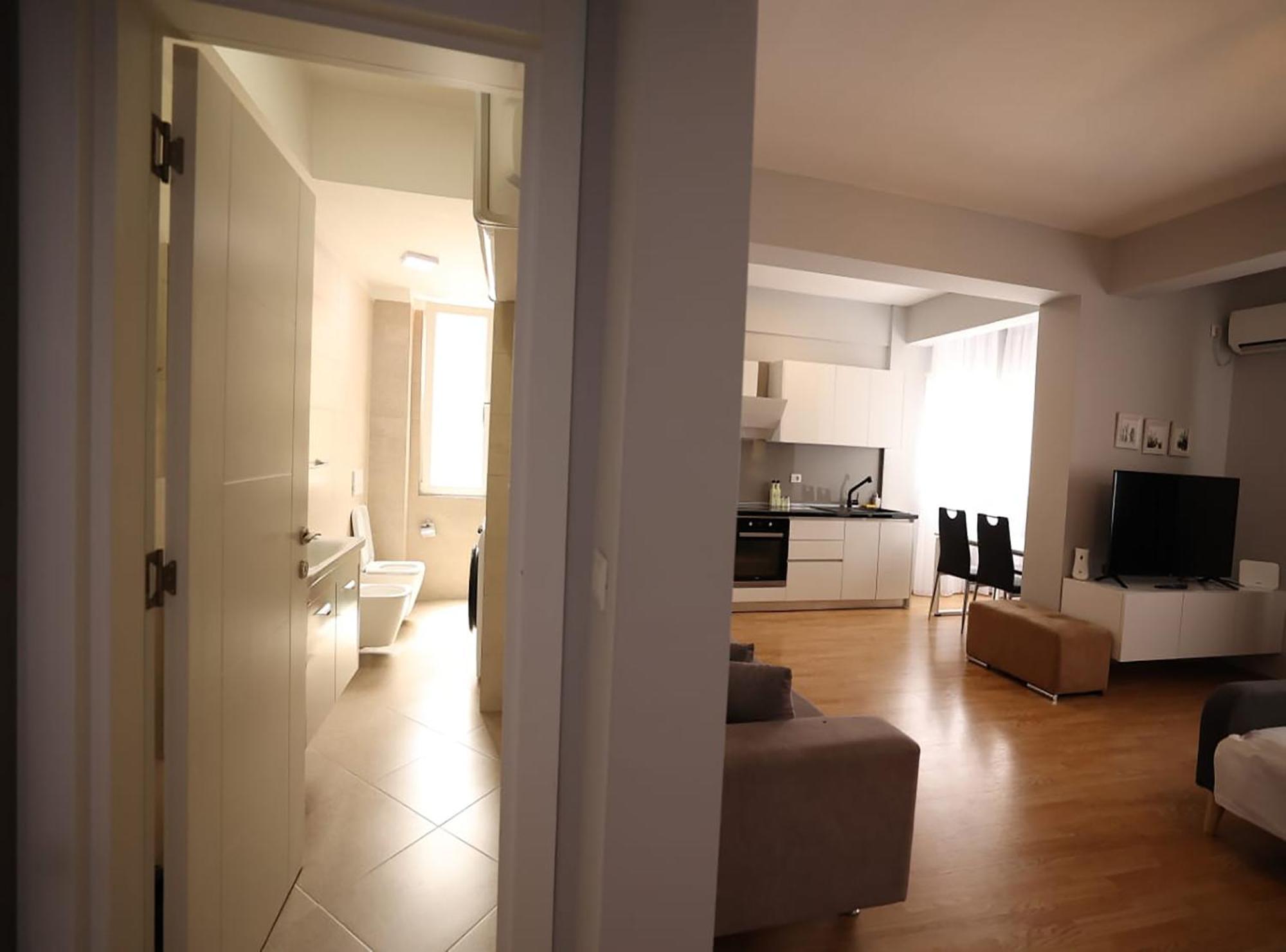 Arkle Apartment 3 Tirana Exterior photo